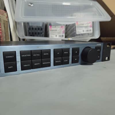 TC Helicon Voice One - Voice Pitch And Modelling Tool rack (VoiceOne) image 3
