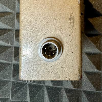 AKG D36 DYNAMIC MICROPHONE image 19