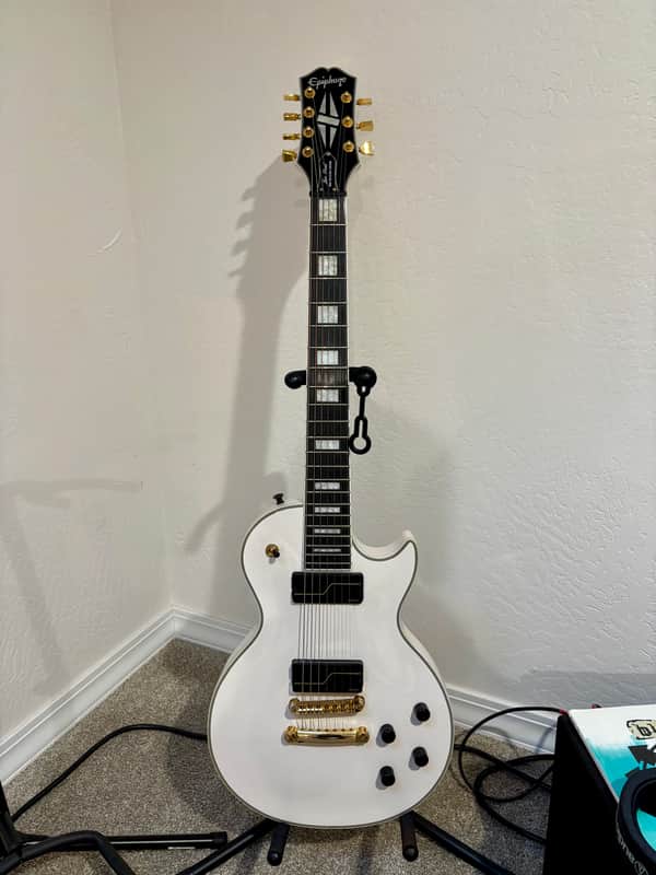 Epiphone Matt Heafy Les Paul Custom Origins 7-String 2021 - Present Bone White image 1