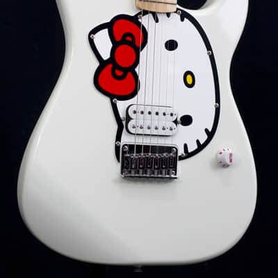 Squier X Hello Kitty Stratocaster 2024 - White image 1