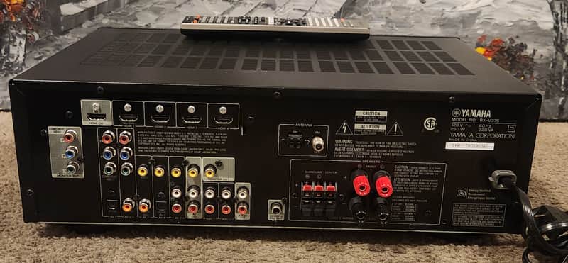 Yamaha Yamaha RX V375 AV Receiver Black 90s - Black metal case