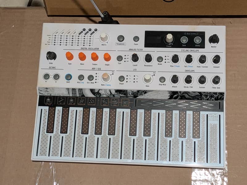 Arturia MicroFreak Vocoder Edition 25-Key Algorithmic Synthesizer 2021 - Present - White image 1