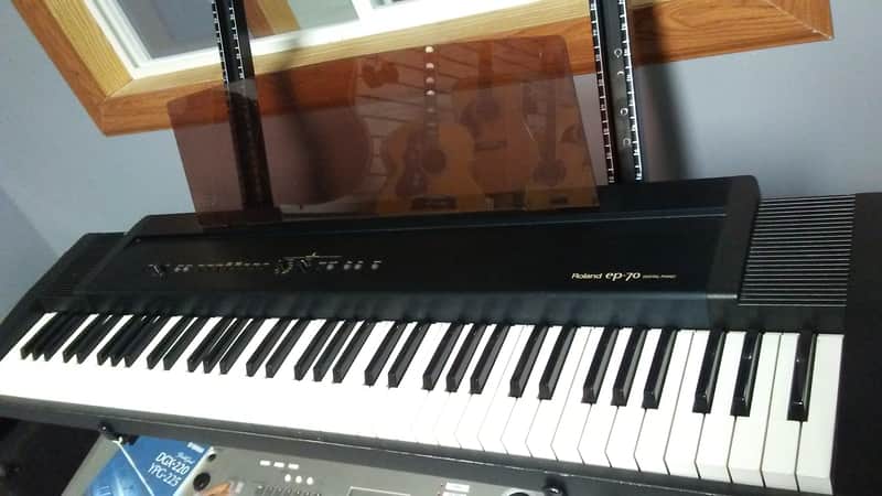 Roland EP-70 Digital Piano image 1