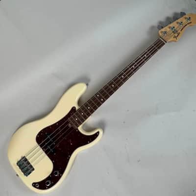 Fender 2012 Fender American Special Precision Bass Oly White 2012 Olympic White image 10