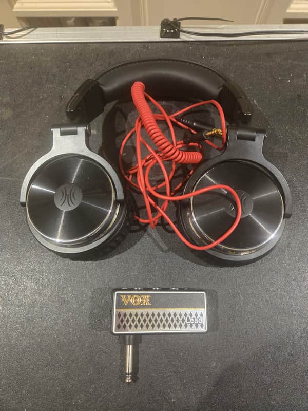 Vox amPlug 2 Lead Battery-Powered Guitar Headphone Amplifier 2017 - Present - Black / Chrome image 1