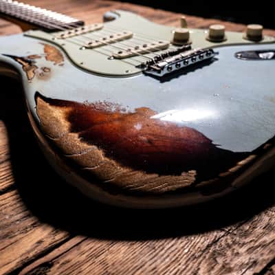 Fender Fender Custom Shop, 2018 NAMM Limited '62 Strat Heavy Relic with video image 8