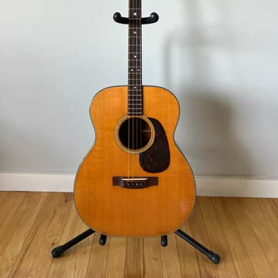 Martin 0-18T 1964 - Tenor Guitar with Original Hard Case image 1