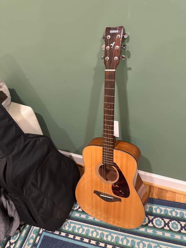 Yamaha FG700S Acoustic Folk Guitar | Reverb