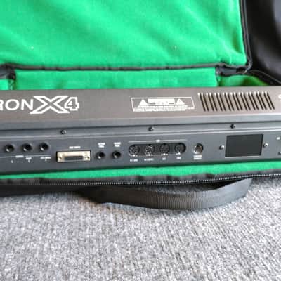 Solton Artist 2000 Accordion w/ Ketron X4 MIDI Sound Module image 5