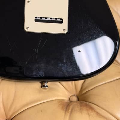 2016 Fender American Elite Stratocaster HSS Shawbucker with Maple Fretboard  - Mystic Black image 8