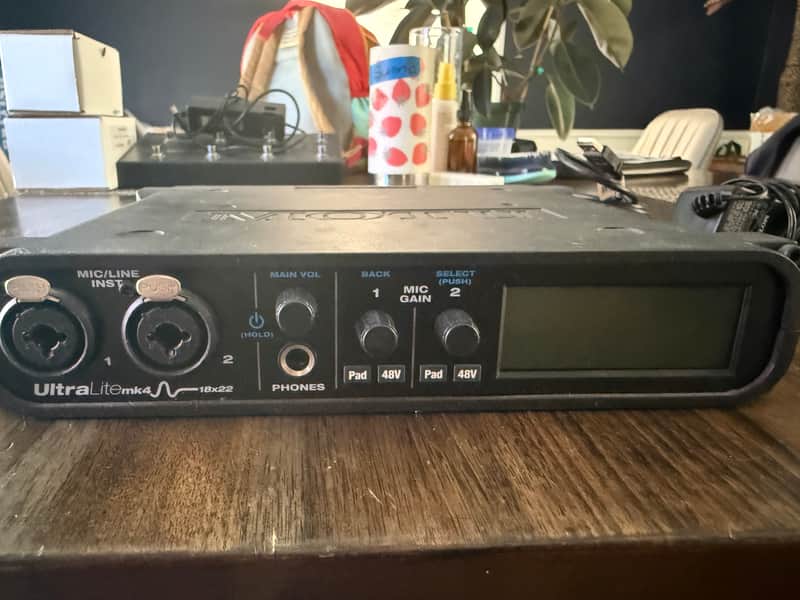 MOTU UltraLite Mk4 18x22 USB Audio Interface 2010s - Black image 1