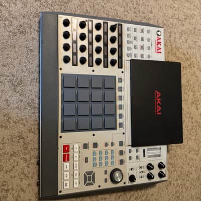 Akai MPC X Special Edition Standalone Sampler / Sequencer 2023 - Present - Grey image 4
