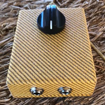 Stami's Customs - Tweedy Bird 2 Ohm 75 Watt Speaker Attenuator for Tube Amp in Lacquered Tweed image 2