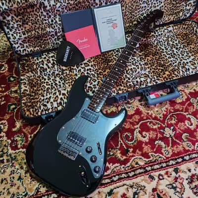 *NEW IN BOX* 2026 Fender Japan Artist Series Limited Ken Stratocaster Dodome, L'Arc-en-Ciel 35th Anniversary, Made on Order Only, Fender Flagship Tokyo Store Exclusive Model 🔥 image 2