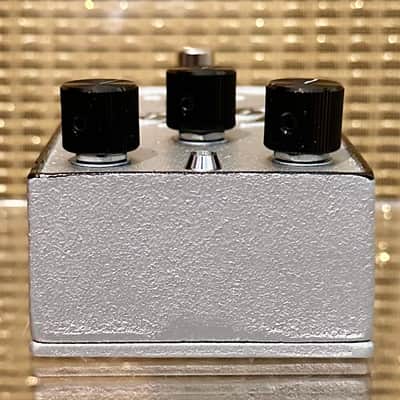 RARE Lollar Fuzz (100 made) Ram’s Head Big Muff image 4
