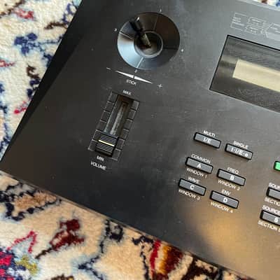 Kawai K1m incl. DC-8 RAM Card & Manual image 2