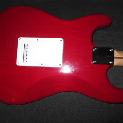 Fender MIM Deluxe Stratocaster Loaded Body With Mightymite neck image 3