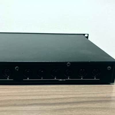 Roland A-880 Midi Patcher Mixer image 4