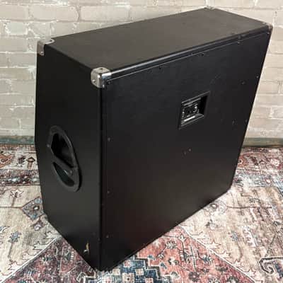 Bugera 412H-BK 4X12 200 Watt Guitar Speaker Angled Slant Cabinet! image 4