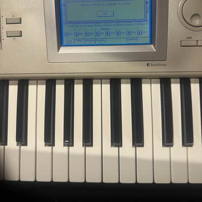 Korg Triton Studio 88-Key 120-Voice Polyphonic Workstation 2002 - 2005 - Silver image 3