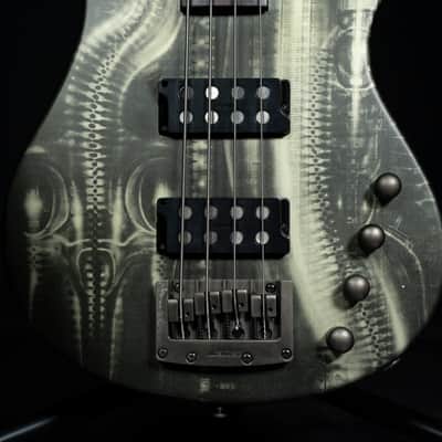 A true Museum piece 🎬- Ibanez SRXHRG1 Standard 2006 - "NY City X" Graphic image 9