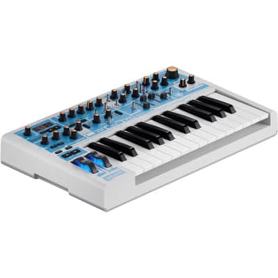 Novation Bass Station II Swifty Edition Ltd. image 2