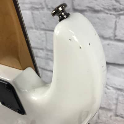Peavey Fury 4 String Bass White 1980s image 10