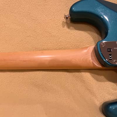 Fender American Elite Stratocaster SSS with Maple Fretboard 2016 - 2019 - Ocean Turquoise Metallic image 7