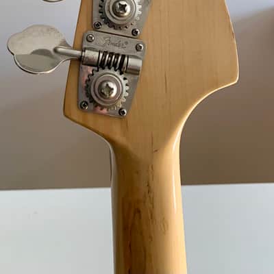 Fender Musicmaster 1978 - Black Left Handed image 3