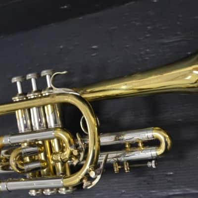 Corneta Bach Stradivarius 37 Corporation lacada en buen estado. image 9