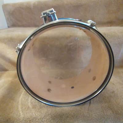 Unknown Two matching 10 and 12-in diameter shallow mounted toms gloss black excellent condition! image 18