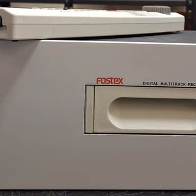 Fostex D-160 Professional 16 Channel Digital Multitrack HDD Recorder D 160 image 3