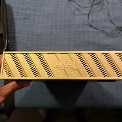 Akai MPC Live Standalone - Gold Edition + 1TB SSD and Magma Case image 3