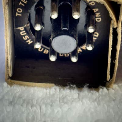 NOS Ken-Rad 12C8 Vacuum Tube set of (4) Circa-1960s-Glass image 6