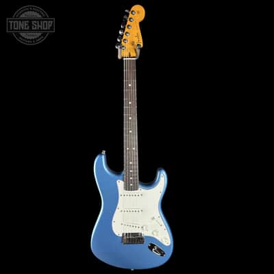 Fender Custom Shop Custom Deluxe Stratocaster NOS Aged Lake Placid Blue w/case CZ589420 image 4