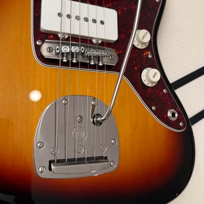 Fender MIJ Traditional II '60s Jazzmaster - Mastery image 3