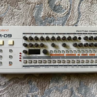 Roland TR-09 Rhythm Composer 2017 - Present - White