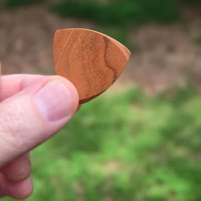 Immagine Tri-Tip Wood Guitar Picks 2026 - Set of 5 - 11