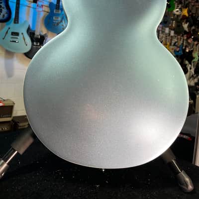Epiphone Dave Grohl DG-335 Semi hollowbody Electric Guitar - Pelham Blue FREE PLEK! 687 image 9