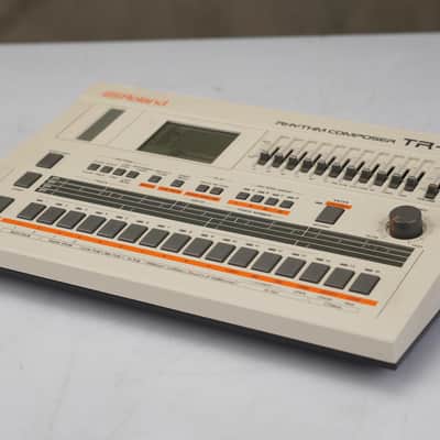 Immagine Roland TR-707 Rhythm Composer Drum Machine w/ Box #58730 - 11