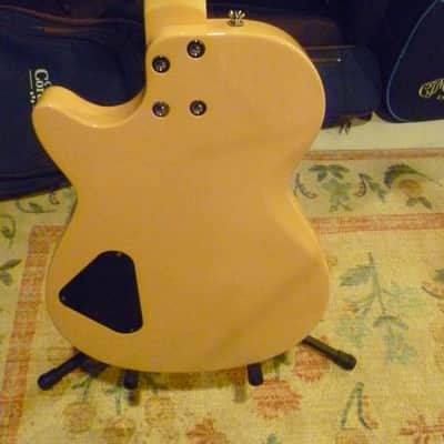 Gretsch with Humbucker Bridge Pickup V-Stoptail 2020 - Present - Light Pink Gloss image 5