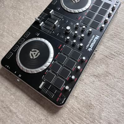 Numark Mixtrack Pro 2 2010s - Black image 2