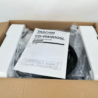Tascam CD-RW900SL CD Recorder/Player 24-bit A/D and D/A converters image 3