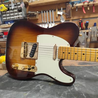 Fender 75th Anniversary Commemorative Telecaster 2021 - 2-Color Bourbon Burst image 2