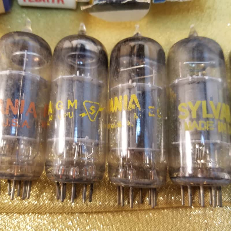 Sylvania ONE (1) 12BH7A tNOS AT1000 TESTED Vacuum Tube grey plate 12BH7 dual triode 1959-1964 image 1