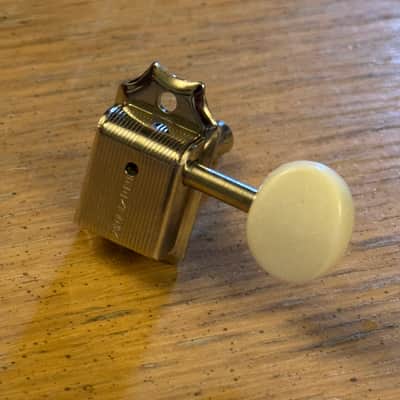 RARE Fender American Vintage 60's Logo White Button Tuners Jazzmaster Stratocaster Telecaster Jaguar Kluson Pure USA Strat Tele image 4