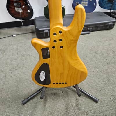 Schecter Stiletto Session-5 Fretless 2019 - Aged Natural Satin image 6