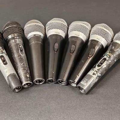 Lot of 7 Microphones 1x Shure SM58, 3x Shure PG48, 1x Fender P51, 2x AKG D880S