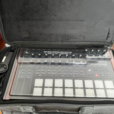 Dave Smith Instruments Tempest 6-Voice Drum Machine 2011 - 2018 - Black with Wood Sides