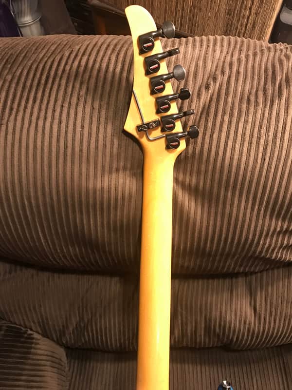 Washburn Force 6 日本製 H-H エレキ レトロ ケース付 売約済み】Washburn Force 6 日本製 H-H エレキ ケース付 【公式通販】